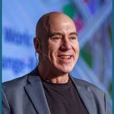 Stream episode Janice MacLeod