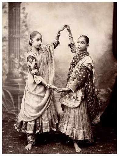 Gentoo dancing girls from Madras in 1870