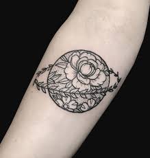 Black And Grey Tattoo Artists Near Me The Monumental Ink Tattoo Artists Best Tattoo Artists Near Me Floral Tattoo Pointillism Tattoo Planet Tattoos