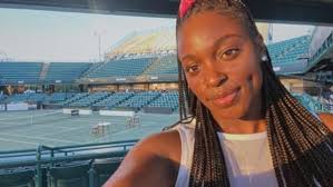 Sloane stephens was born on march 20th, in the year 1993 and is an american expert tennis player. Sloane Stephens Helps Young Tennis Players In Partnership With New Program That S Attached To The U S Open