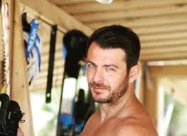 Θέλησε να ξεκαθαρίσει τη θέση του ο γιώργος αγγελόπουλος για όσα ακούστηκαν, με ειδική αναφορά στον παύλο σταματόπουλο, στην. O Giwrgos Aggelopoylos Paradexetai Oti Eixe Dextei Protash Gia To Bachelor Chill In