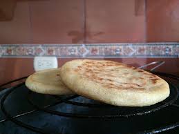 Como Hacer Arepas Venezolanas Perfectas Comedera Com Receta Arepas Recetas De Comida Arepa Venezolana