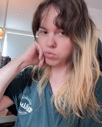 im playing at @holmeshallbar in #mopo as a part of valley sounds