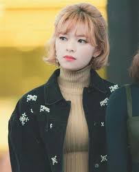Momo (november 9th, 1996) (25 y/o) (scorpio) 4. Jungyeon Twice Long Hair