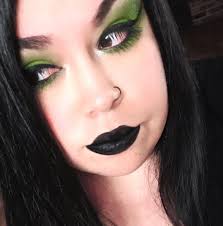 Does Gaddis middle school have eighth grade graduation?