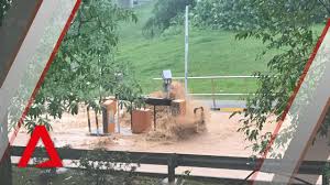 Global flood map uses nasa satellite data to show the areas of the world under water and at risk for flooding if ocean levels rise. Severe Flooding In Singapore Engulfs Roads Vehicles Youtube