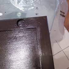 I used the rustoleum cabinet transformation kit in the dark chocolate color on my builder grade oak cabinets. Rustoleum Cabinet Transformation Top Coat Streaks And Blotches Doityourself Com Community Forums
