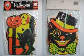 vintage halloween decorations from www retroween com don t think i ever had these but i love them vintage halloween retro halloween halloween party items