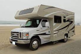 19 22 Ft Class C Non Slide Motorhome Motorhome Rental Worldwide Motorhome Rentals Motorhome Recreational Vehicles