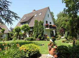 Mooswald ist ein wachsender stadtteil im freiburger. Unsere Immobilien In Freiburg Holtz Immobilien