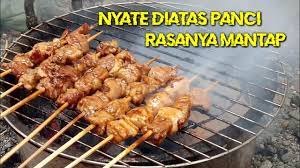 Anda akan memasak kering, maka sebaiknya pilih cetakan besi. Bakar Sate Diatas Panci Rasanya Mantap Youtube