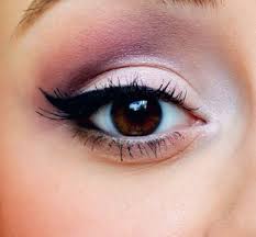 Pin By Kayasyaskѕ On Makeup Cat Eye Makeup Eye Makeup Skin Makeup
