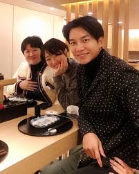 He made his acting debut in 2006 in the television drama the infamous chil sisters and has since gone on to star. 19 11 15 Photo With Lee Seung Gi At Hook Family Dinner Everything Lee Seung Gi