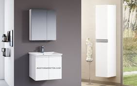 Malta 80 takım (dolaplı ayna). Orka Terme 60 Banyo Dolabi Beyaz Boy Dolabi Harictir Orka Terme 60 Banyo Dolabi Beyaz Boy Dolabi Harictir