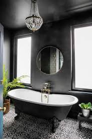 Une Maison Aux Couleurs Profondes Planete Deco A Homes World Salle De Bain Design Salle De Bain Noire Amenagement Interieur
