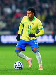 We won't see Rodrygo with the Brazilian national team until next March 🤯