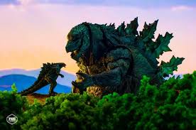 Godzilla Earth Shows His Son Thier Kingdom Godzilla Godzilla Figures Godzilla Comics