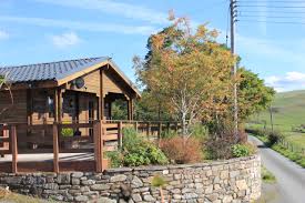 On this site are over 1000+ log cabins with hot tubs located throughout england, scotland and wales. Maengwynedd Log Cabins Self Catering Accommodation Mid Wales