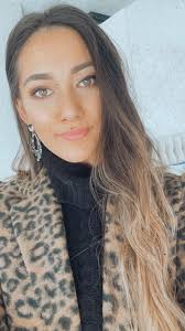 Michelle Kan Interior Consultant