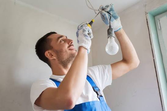 Full ceiling light and fan circuit installation in a Woolwich home