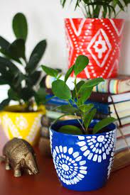 Diy Anthropologie Inspired Greek Plant Pots Cityscape Bliss Painted Pots Diy Plant Pot Design Plant Pot Decoration