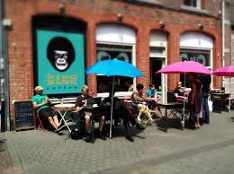 Financial times zet antwerpen in top tien van sterkste economische groeisteden wereldwijd. Kroegentocht 25 Cafes Met Een Verhaal De Morgen