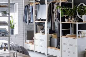 Per una corretta e ordinata organizzazione di indumenti e accessori. Idee Salvaspazio Fai Da Te Per La Cabina Armadio