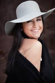 Brianna Mill's Instagram, Twitter & Facebook