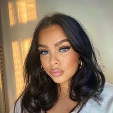 Kari Cassidy's Instagram, Twitter & Facebook