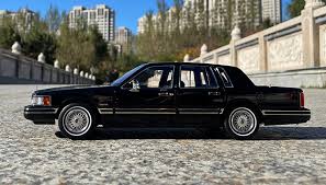 Image result for Oxford White 1990 Lincoln