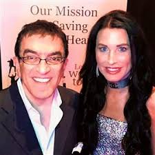 Barbara Hendel: Celebrity wait nights serve up fun for many causes