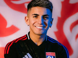 Bien argento: el video presentación de Thiago Almada en su llegada al  Olympique Lyon