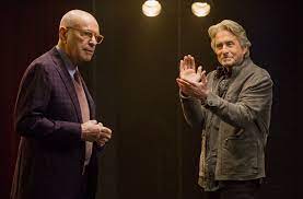 The first season won the golden globe for outstanding comedy series, and douglas won outstanding lead actor in a. Was Taugt Die Netflix Serie The Kominsky Method Warum Michael Douglas Nicht In The Big Bang Theory Mitspielt Kultur Stuttgarter Zeitung