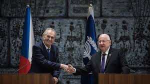 Il sito ufficiale di zdenek zeman, la sua vita, calcistica e non, le sue battaglie per un calcio più pulito.file, immagini, video, curiosità, squadre, doping, tutto cio' che lo riguarda. I Am Israel S Best Friend Czech Head Milos Zeman Tells Israeli Knesset