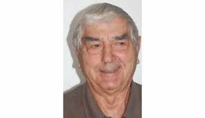 Trois questions À…