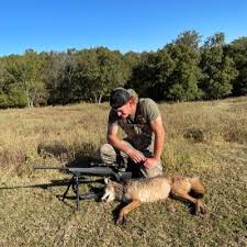 Gage Beebe (@gagebb99)