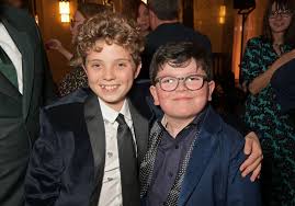 Awesome tribute, frost and the spaced show deserves more love! Hugo Espinoza Salaza On Twitter Acabo De Ver Jojorabbit Satira Al Maximo Mensaje Fuerte Buenas Actuaciones En Fin Gran Pelicula Pd Roman Griffin Davis Y Archie Yates Son Simon Pegg Y Nick