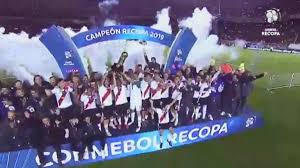 Lembro q passoy inter na recopa de 2011… El Momento Mas Esperado River Levanta La Recopa As Argentina