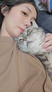 41歲生日，多了新體悟都快一腳踏進棺材的年齡雖然仍然想找尋一個牽手一生的伴但我已經不想委屈自己迎合別人