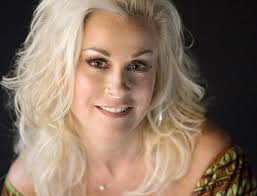She started performing publically at the age of 13 with her father, and took the stage at the 'grand ole opry', a weekly country music platform with her own version of 'paper roses', a song composed by fred spielman and janice torre, that was later sung by. What Are Some Jaw Dropping Photos Of Lorrie Morgan Quora