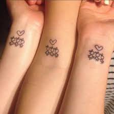 Fur Alle Geschwister Matching Tattoo Ideen Die Mehr Als Genial Sind Tatowierungen Im Partnerlook Tochter Tattoos Bff Tattoos