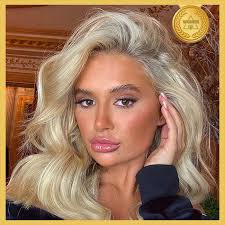 AI Insta-Famous Awards 2020