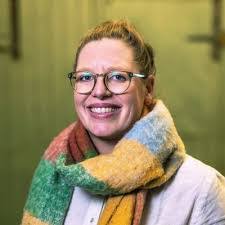 Karla Connor's Instagram, Twitter & Facebook