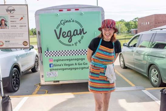Gina's Vegan A Go Go (food truck) — Mobile caterer food truck in Columbia, Missouri