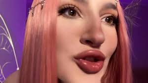 Heartbreak City Vibes: Find Your Glow with Me