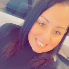 Dee Wigfall's Instagram, Twitter & Facebook