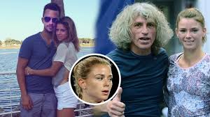 Watch thanasi praises grigor for girlfriend. Stefanos Tsitsipas Family Video With Girlfriend Maria Sakkari Youtube