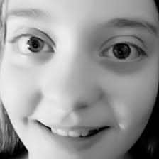 Taylor Stacey (zipprgrl)