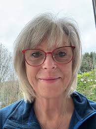 😭😭😭😭😭😭ladies bonang hleng ...i just don't know what to do after I  straggled growing my hair