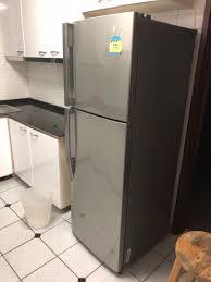 We have branded home appliances with at least three months warranty. Second Hand Fridge Freezer Home Appliances Kitchenware On Carousell